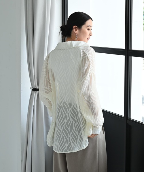 STYLE DELI（スタイルデリ）の「【BLK001】テクスチャー素材シアーシャツ（シャツ/ブラウス・レディース・アイボリー・FREE）」の8枚目の写真