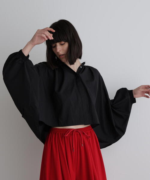 LE PHIL(ルフィル)の「◆エアリーナイロンブラウス(シャツ/ブラウス・レディース・ブラック/カーキ/ベージュ・F)」の1枚目の写真