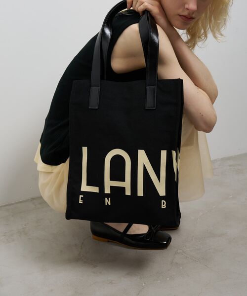 LANVIN en Bleu（ランバンオンブルー）の「ロゴポリエステルキャンバストートバッグ（トートバッグ・レディース・オフホワイト/ブラック/オレンジ/イエロー/ブラウン・FREE）」の15枚目の写真