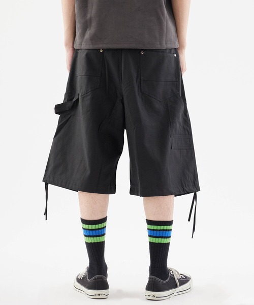 Theater code(シアターコード)の「Half cargo pants with studded design/スタッズデザイン ハーフカーゴパンツ(カーゴパンツ・メンズ・ブラック・M/L)」の16枚目の写真