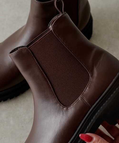 Lui's（ルイス）の「クラシックサイドゴアブーツ（ブーツ・レディース・ブラック/ブラウン・24.5/23.5）」の17枚目の写真