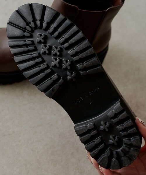 Lui's（ルイス）の「クラシックサイドゴアブーツ（ブーツ・レディース・ブラック/ブラウン・24.5/23.5）」の18枚目の写真