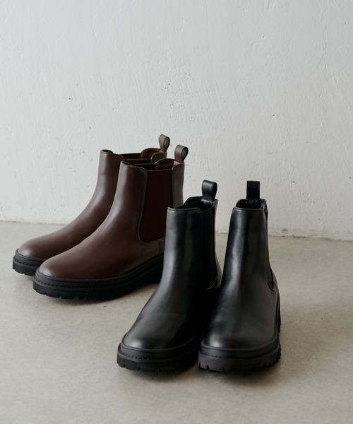 Lui's（ルイス）の「クラシックサイドゴアブーツ（ブーツ・レディース・ブラック/ブラウン・24.5/23.5）」の3枚目の写真