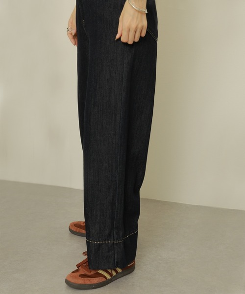 LAULEN（ローレン）の「stitch wide straight denim /配色ステッチワイドストレートデニム（デニムパンツ・レディース・ネイビー・M/S）」の5枚目の写真