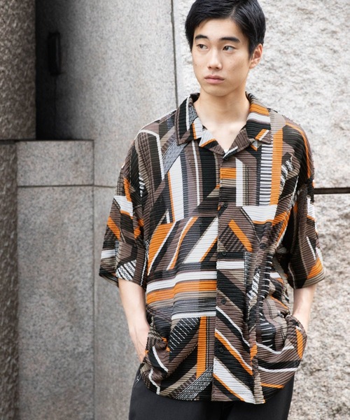 Nike サイン入り 幾何学模様シャツ シャツ（NIKE）（柄：幾何学模様）のおすすめ人気商品一覧 通販