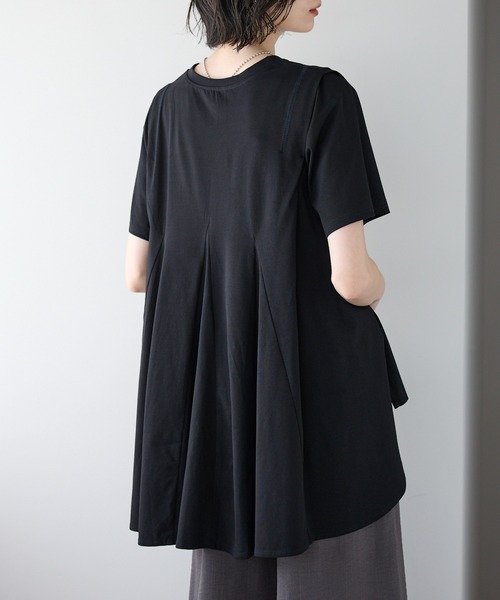 each(イーチ)の「タック入り半袖チュニックTシャツ(Tシャツ/カットソー・レディース・ブラック/オフホワイト・FREE)」の17枚目の写真