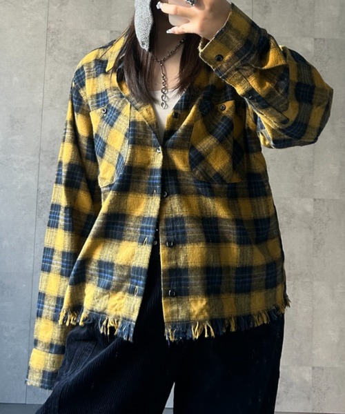 CREARE -LINO-（クレアーレリノ）の「〈ユニセックス商品〉フリンジチェックシャツ（シャツ/ブラウス・メンズ・グリーン/ブルー/イエロー/ブラック/レッド・M/L）」の6枚目の写真