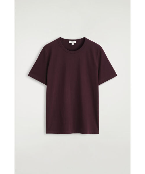 COS(コス)の「ライトウェイト ブラッシュドコットンTシャツ(Tシャツ/カットソー・メンズ・ネイビー/ブラック/バーガンディー/ベージュ/ダークベージュ/ダークブルー・XL/M/XS/S/L)」の11枚目の写真