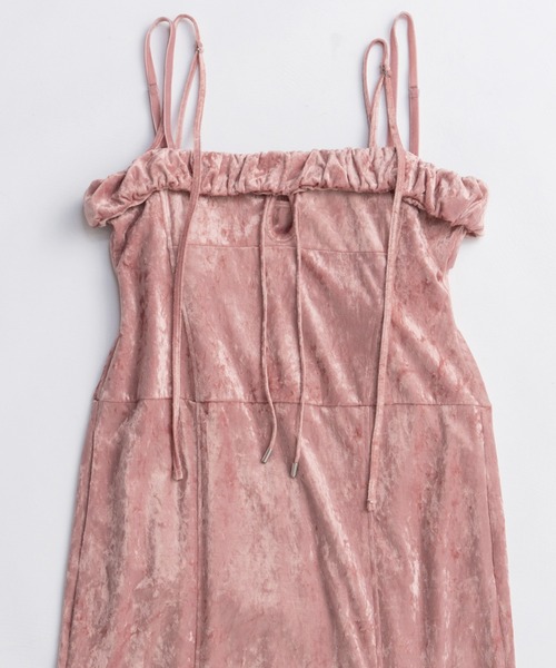 MAISON SPECIAL(メゾンスペシャル)の「Scrunchie Velour Camisole Dress/シュシュベロアキャミワンピース(ワンピース・レディース・ピンク/ブラック・36/38)」の11枚目の写真