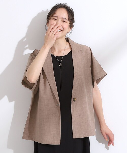DRESKIP(ドレスキップ)の「【S-LL】さらりと着たい大人のための 麻調半袖ジャケット(テーラードジャケット・レディース・ナチュラル/ブラウン系/ネイビー・01/02/03/04)」の17枚目の写真