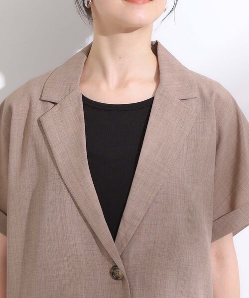 DRESKIP(ドレスキップ)の「【S-LL】さらりと着たい大人のための 麻調半袖ジャケット(テーラードジャケット・レディース・ナチュラル/ブラウン系/ネイビー・01/02/03/04)」の13枚目の写真