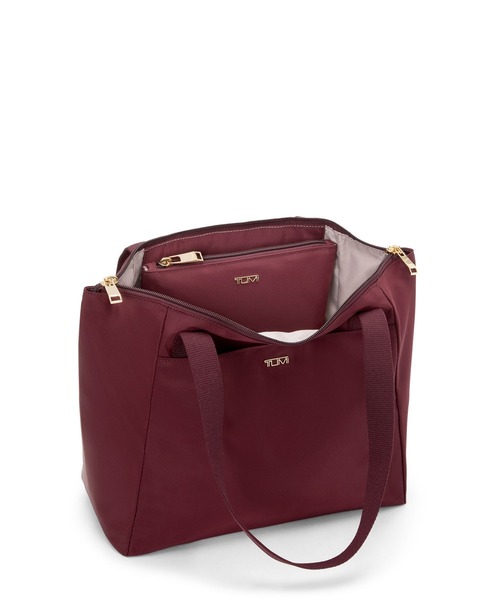 TUMI（トゥミ）の「VOYAGEUR ジャスト・イン・ケース・スモール