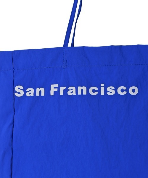 marjour（マージュール）の「BIG NYLON TOTE BAG（トートバッグ・レディース・レッド/ペールイエロー/ブルー・FREE）」の18枚目の写真