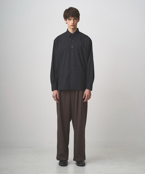Juha(ユハ)の「COMPACT TWILL SHIRT(シャツ/ブラウス・メンズ・ホワイト/ブラック・3/4)」の5枚目の写真