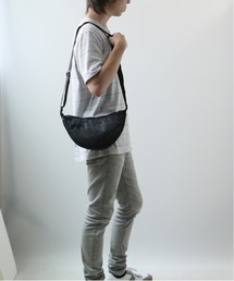 BACKYARD FAMILY（バックヤードファミリー）の「Pallas Design バナナショルダー 9277（ショルダーバッグ）」