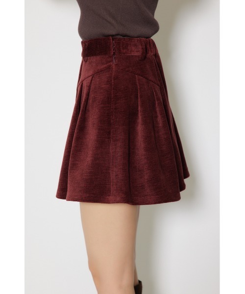 rienda(リエンダ)の「ボンディングコーデュロイミニスコートショートパンツ 秋服 冬服(スカート・レディース・ボルドー・X-SMALL/SMALL/MEDIUM)」の8枚目の写真