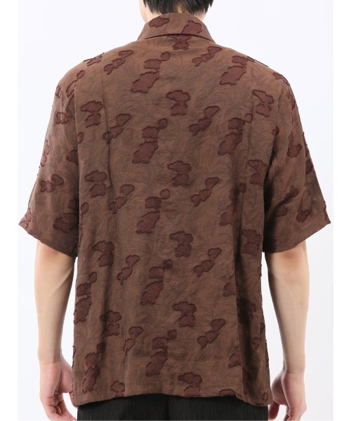 m.f.editorial（エムエフエディトリアル）の「【ウォッシャブル】グロウスバイインジアティック リーフ柄ジャガード 半袖シャツ（シャツ/ブラウス・メンズ・ダークウッド/ブラック・MEDIUM/LARGE）」の9枚目の写真