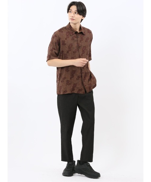 m.f.editorial（エムエフエディトリアル）の「【ウォッシャブル】グロウスバイインジアティック リーフ柄ジャガード 半袖シャツ（シャツ/ブラウス・メンズ・ダークウッド/ブラック・MEDIUM/LARGE）」の16枚目の写真