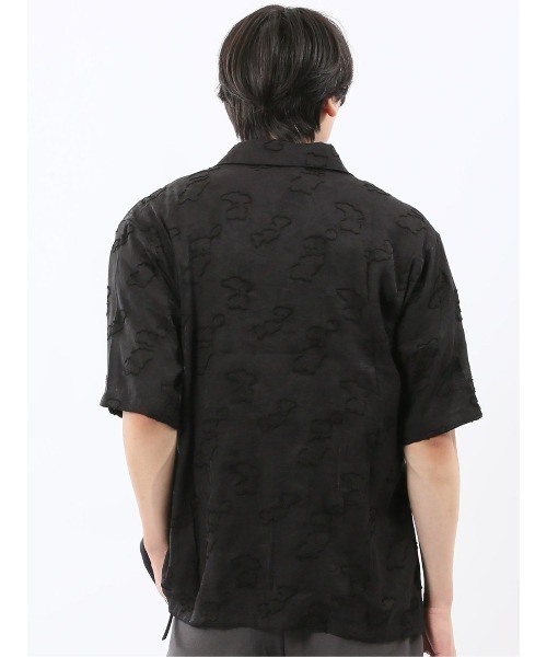 m.f.editorial（エムエフエディトリアル）の「【ウォッシャブル】グロウスバイインジアティック リーフ柄ジャガード 半袖シャツ（シャツ/ブラウス・メンズ・ダークウッド/ブラック・MEDIUM/LARGE）」の4枚目の写真
