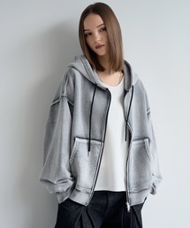 ELLUV（エルブ）の「【ELLUV/エルヴ】ヴィンテージフェード＆ダメージ加工 ショートジップアップパーカー（パーカー）」