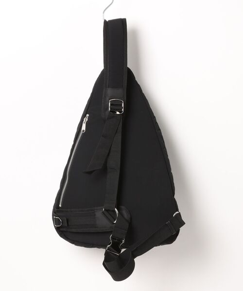 ADAM PATEK(アダムパテック)の「《ADAMPATEK》square quilt sling bag(ボディバッグ/ウエストポーチ・メンズ・ブラック/グレー・FREE)」の18枚目の写真