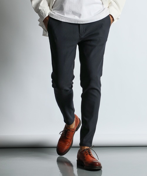 The DUFFER of ST.GEORGE（ザダファーオブセントジョージ）の「「GUM STRETCH」BASIC SKINNY EASY CHINO PANTS：超伸縮「ガムストレッチ」スキニー イージーチノパン（チノパンツ・メンズ・ネイビー/チャコールグレー/グレイッシュベージュ/ブラック・MEDIUM/SMALL/X-LARGE/LARGE）」の14枚目の写真