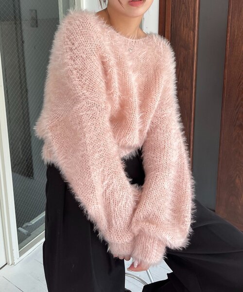 CAPRICIEUX LE'MAGE（カプリシューレマージュ）の「フェザーラウンドプルオーバー（ニット/セーター・レディース・グレー/ベージュ/ピンク・FREE）」の3枚目の写真