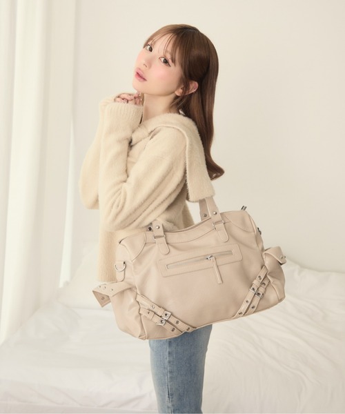 TITTY&CO.（ティティーアンドコー）の「フェイクレザーベルトデザインショルダーバッグ（ショルダーバッグ・レディース・ホワイト/アイボリー/ブラック/ワインレッド・FREE）」の20枚目の写真