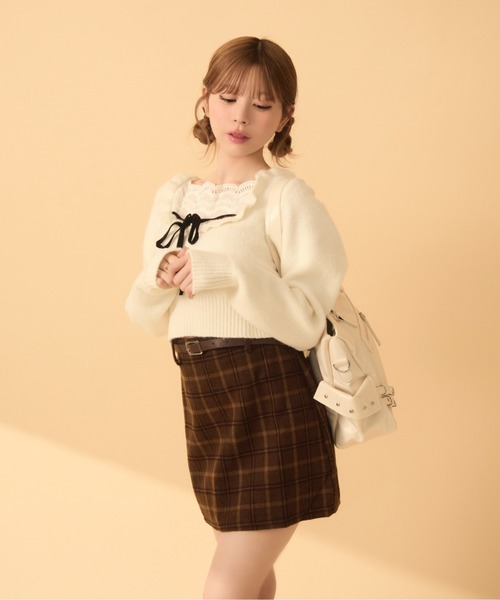 TITTY&CO.（ティティーアンドコー）の「フェイクレザーベルトデザインショルダーバッグ（ショルダーバッグ・レディース・ホワイト/アイボリー/ブラック/ワインレッド・FREE）」の11枚目の写真