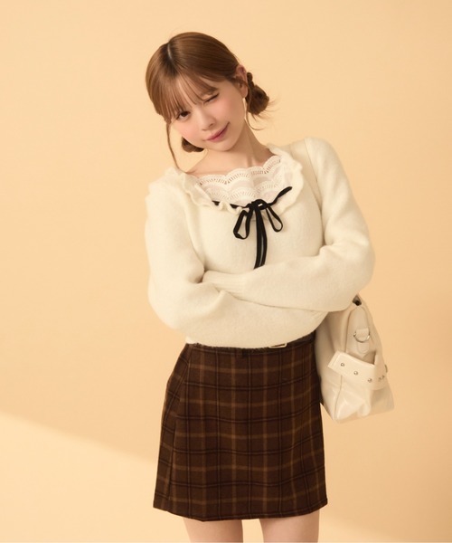 TITTY&CO.（ティティーアンドコー）の「フェイクレザーベルトデザインショルダーバッグ（ショルダーバッグ・レディース・ホワイト/アイボリー/ブラック/ワインレッド・FREE）」の9枚目の写真