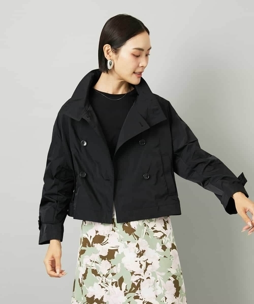 MICHEL KLEIN(ミッシェル・クラン)の「スタンドカラーショートブルゾン(トレンチコート・レディース・ブラック/ベージュ・38)」の17枚目の写真