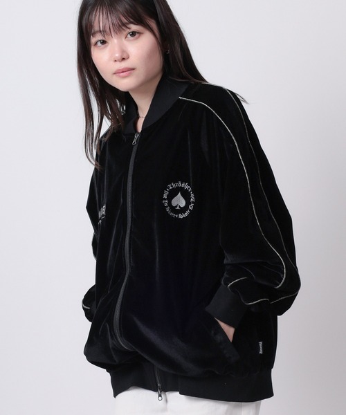 THRASHER（スラッシャー）の「【70】【THRASHER/スラッシャー】ワンポイント刺繍 サイドライン ベロアスカジャン（スカジャン・メンズ・ワイン/ネイビー/ブラック・L/M）」の6枚目の写真