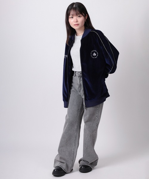 THRASHER（スラッシャー）の「【70】【THRASHER/スラッシャー】ワンポイント刺繍 サイドライン ベロアスカジャン（スカジャン・メンズ・ワイン/ネイビー/ブラック・L/M）」の13枚目の写真