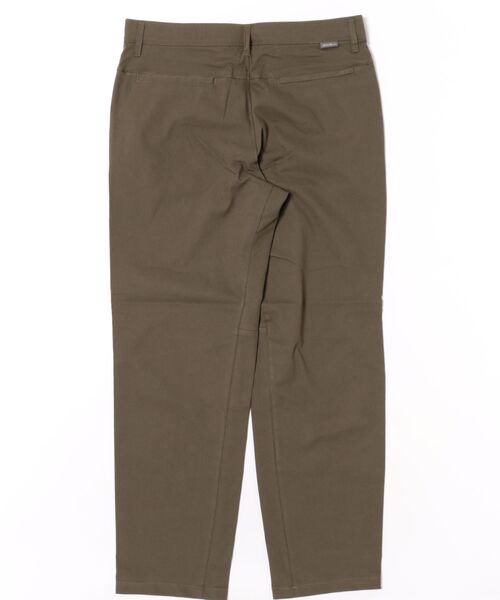 Eddie Bauer（エディーバウアー）の「ボイジャー フレックス チノ クラシックフィット（チノパンツ・メンズ・ダークネイビー/ベージュ/ブラック/カーキ・M/L/XL/XXL）」の5枚目の写真
