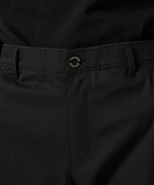 Eddie Bauer（エディーバウアー）の「ボイジャー フレックス チノ クラシックフィット（チノパンツ・メンズ・ダークネイビー/ベージュ/ブラック/カーキ・M/L/XL/XXL）」の15枚目の写真
