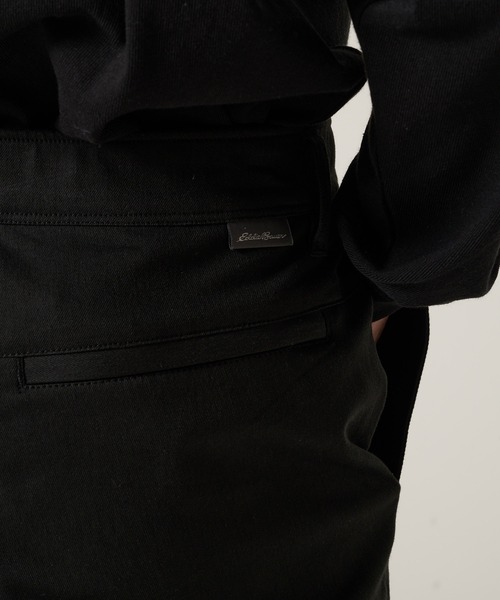 Eddie Bauer（エディーバウアー）の「ボイジャー フレックス チノ クラシックフィット（チノパンツ・メンズ・ダークネイビー/ベージュ/ブラック/カーキ・M/L/XL/XXL）」の17枚目の写真
