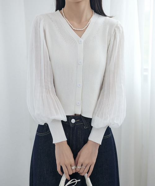 MAISON DE THERESE(メゾン ド テレーズ)の「ランタンスリーブ Vネック シフォンニット(ニット/セーター・レディース・ブラック/ベージュ/ホワイト・FREE)」の8枚目の写真