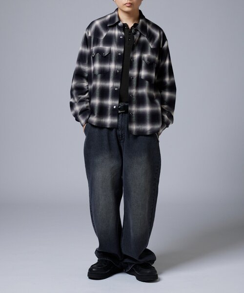 WHO'S WHO gallery(フーズフーギャラリー)の「【KOOKY’N】ヴィンテージライクブラストバギーデニム(デニムパンツ・メンズ・ブラウン/ネイビー/ブラック・MEDIUM/LARGE)」の16枚目の写真