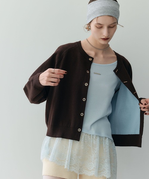 ELLEgirl(エルガール)の「トグル釦デザインカーディガン【ELLEgirl/エルガール】(カーディガン/ボレロ・レディース・レッド/杢グレー/ブラック/サックスブルー/アイボリー/チャコールグレー/ブラウン・FREE)」の5枚目の写真