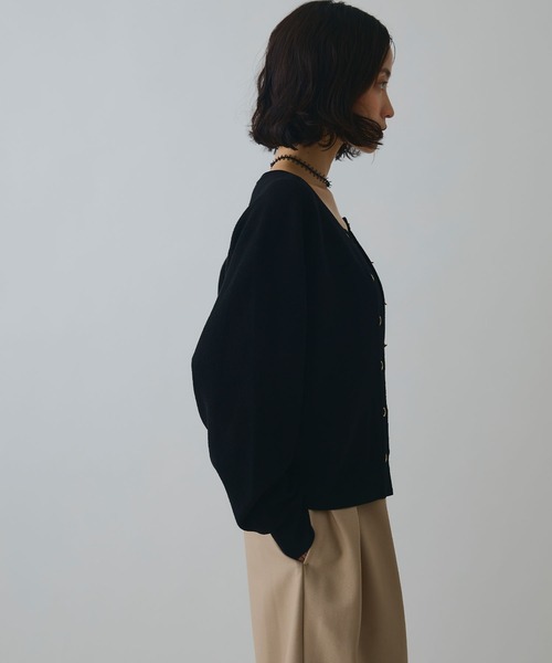 ELLEgirl（エルガール）の「トグル釦デザインカーディガン【ELLEgirl/エルガール】（カーディガン/ボレロ・レディース・レッド/杢グレー/ブラック/サックスブルー/アイボリー・FREE）」の12枚目の写真