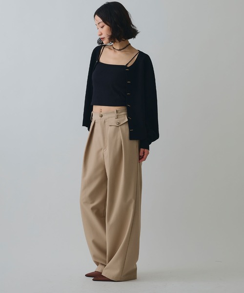 ELLEgirl（エルガール）の「トグル釦デザインカーディガン【ELLEgirl/エルガール】（カーディガン/ボレロ・レディース・レッド/杢グレー/ブラック/サックスブルー/アイボリー・FREE）」の19枚目の写真