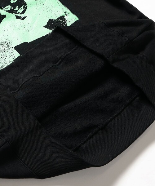 BEAMS T(ビームスティー)の「Life is Unfair / Hoodie(スウェット・メンズ・ブラック・X-LARGE/SMALL/MEDIUM/LARGE)」の6枚目の写真