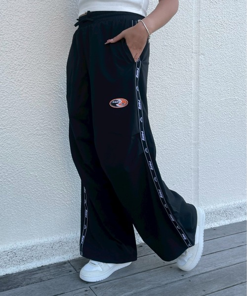 ROXY(ロキシー)の「FUN & ALIVE LONG PAN/ロキシーボトムス(その他パンツ・レディース・ホワイト/ブラック/ブルー・LARGE/MEDIUM)」の2枚目の写真