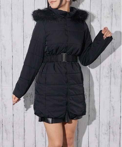 GORGE（ゴージ）の「《ファーフード×ベルト付き》レディース 中綿ロングコート 冬アウター（その他アウター・レディース・ブラック/オフホワイト・F）」の20枚目の写真