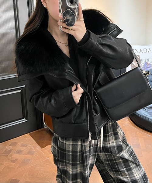 AMAJI(アマジ)の「エコファーネックブルゾン(ブルゾン・レディース・ホワイト/ブラウン/ライトピンク/サックスブルー/ブラック・LARGE/MEDIUM)」の16枚目の写真