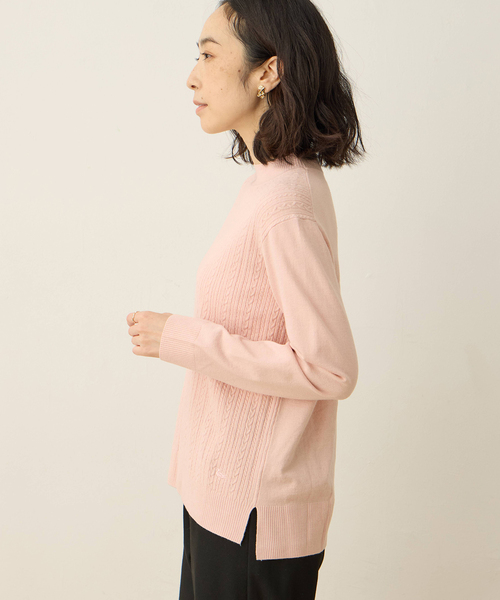 DECOY SINCE 1981(デコイシンスイチキュウハチイチ)の「【優しげな色合いが好印象】ケーブル編みハイネックニット【洗える】(ニット/セーター・レディース・ピンク/ベージュ/グレー/ブルー・LL/L/M)」の6枚目の写真