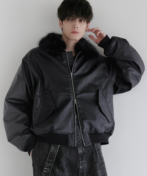 LAVANDAミリタリーブルゾン黒 STAFF STYLING｜THE SHOP YOHJI YAMAMOTO