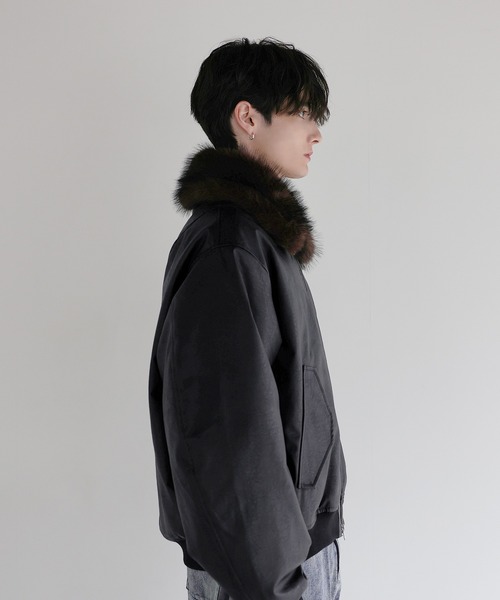 LILL（リル）の「襟ファー2way合皮ジャケット（ブルゾン・メンズ・ブラウン/ブラック・S/M/L/XL）」の4枚目の写真