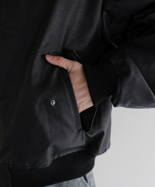 LILL（リル）の「襟ファー2way合皮ジャケット（ブルゾン・メンズ・ブラウン/ブラック・S/M/L/XL）」の11枚目の写真