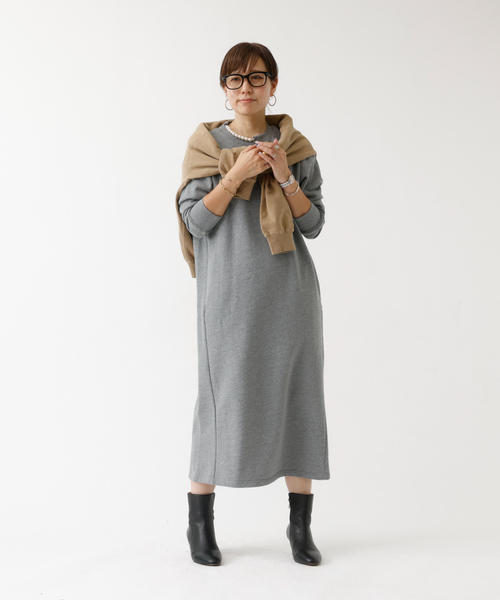 DESIGNWORKS(デザインワークス)の「パール付きスウェットワンピース(ワンピース・レディース・ブラック/ホワイト/ライトグレー・フリー)」の12枚目の写真